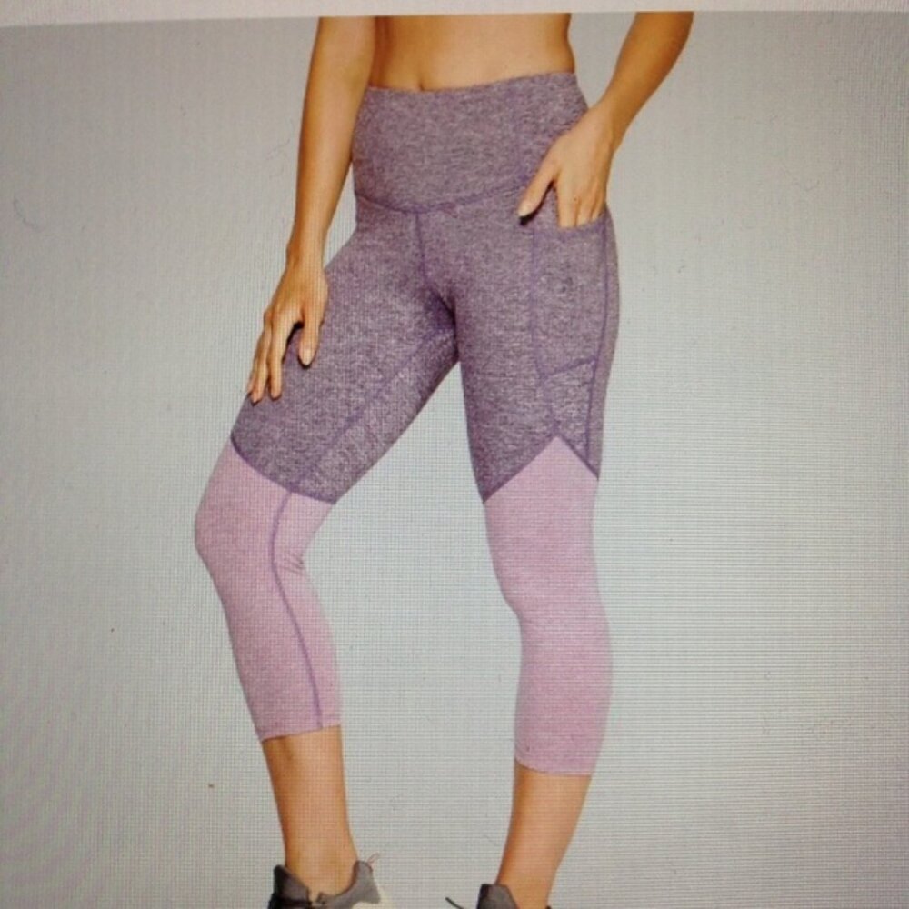 Champion High Waist Capris Leggings  Size Medium New